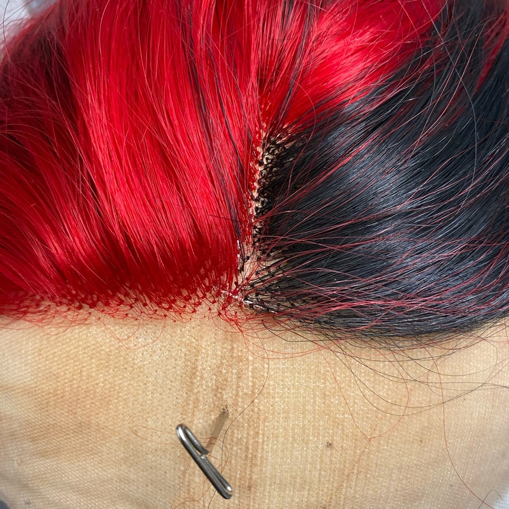 Wig - Picture 5 of 7